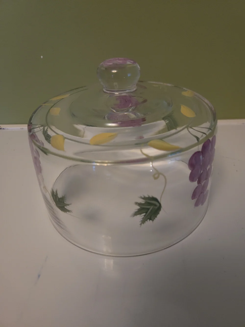 Home Essentials Glass Cheese/Cake Dome Set, Hand Painted Grapes & Vine Motif